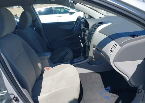 2010 Toyota Corolla Le z USA, uszkodzony, nr VIN 2T1BU4EE4AC387751